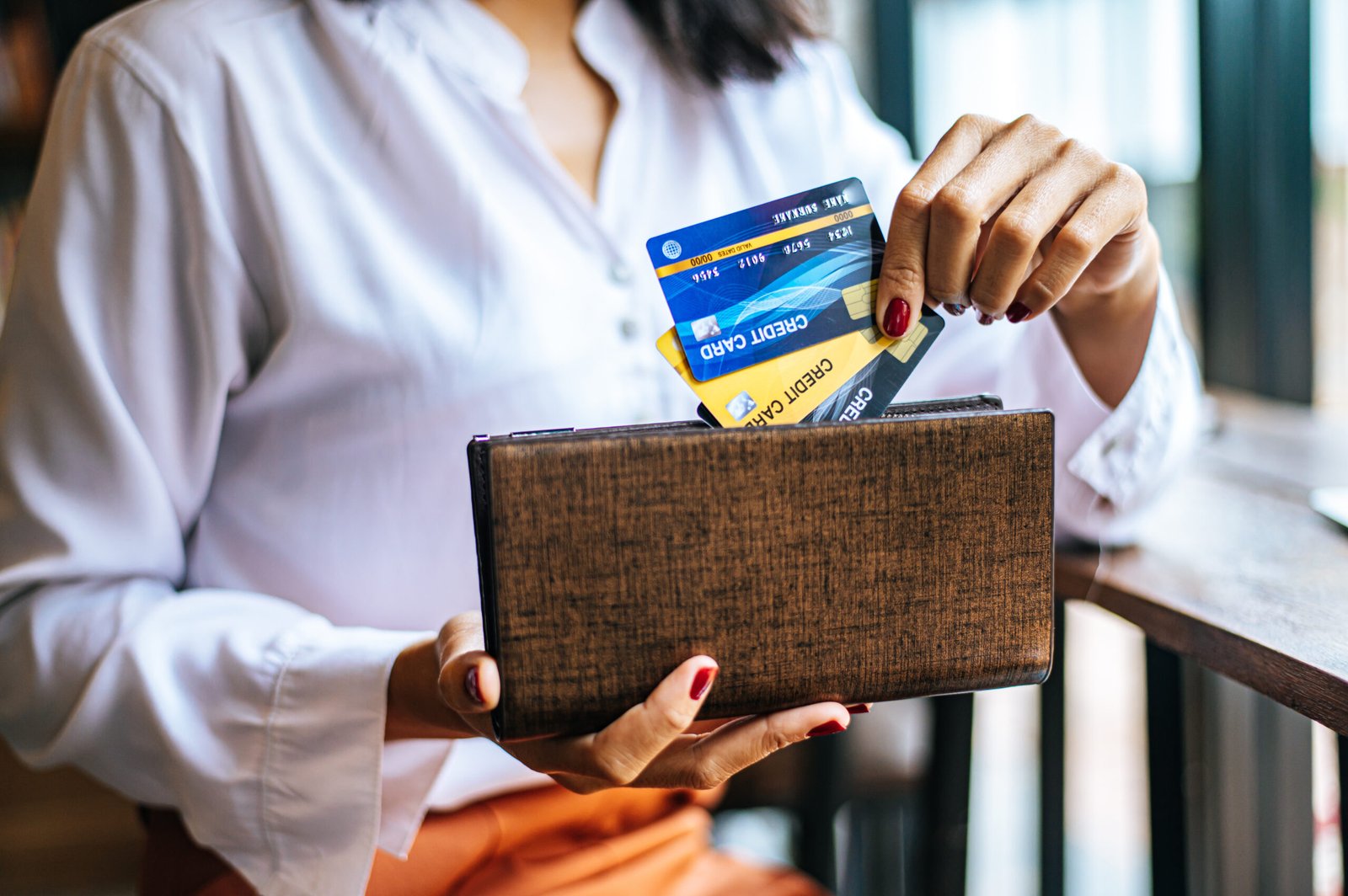 Debit Cards with Cashback Rewards: Top Choices to Maximize Your Spending in 2024